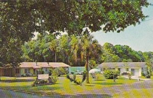 Florida Mount Dora Highland Apartments With Swimming Pool And Patio