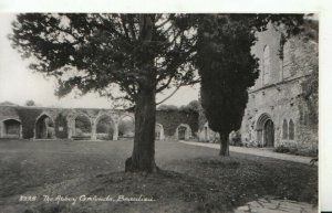 Hampshire Postcard - The Abbey Grounds, Beaulieu - Real Photograph - Ref TZ10064