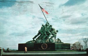 Vintage Postcard 1958 US Marine Corps War Memorial DeWeldon Arlington Virginia