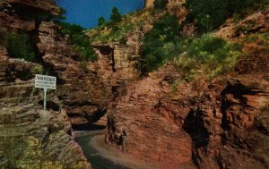 The Narrows,Williams Canyon,Manitou Springs,CA BIN