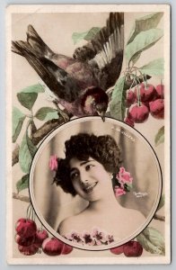 RPPC Theatre Actress De Villers with Bird Reutlinger Art Nouveau Postcard B37