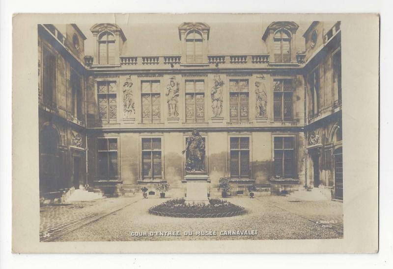 Paris France Cour D'Entree Musee Carnavalet Museum Vtg A. Moutet Postcard