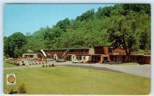 PARKERSBURG, West Virginia WV ~ Roadside GREEN ACRES MOTEL Wood County Postcard