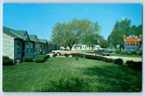 Harrisonville Missouri MO Postcard Cortez Motel Highway Exterior Building c1960