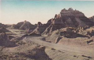 South Dakota Wall Vampire Peak The Foot Of Cedar Pass the Badlands National M...