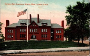 Postcard Nathan Hale Grammar School in New London, Connecticut