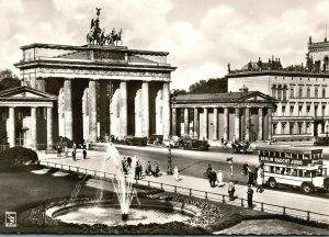 Berlin Germany, Das Brandenburger Tor Fountain View RPPC, Vintage Postcard