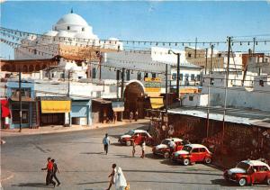 BG21206 tunisia place bab souika car voiture