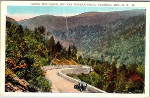 Postcard ROAD SCENE Catskill Mountains New York NY AM5887