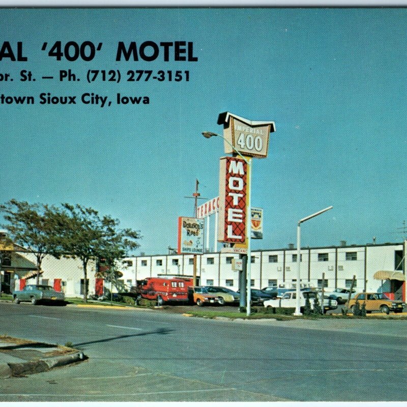 c1960s Sioux City, IA Imperial '400' Motel Texaco Sign Donovon's Reef Cars A148