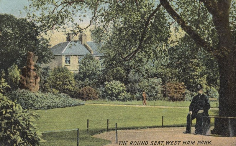 Policeman at Round Seat West Ham Park London Old Postcard