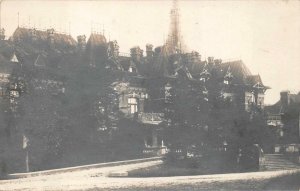 RPPC RUSSIA RESIDENCE REAL PHOTO POSTCARD (c. 1905)