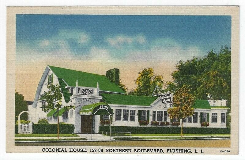 Flushing, L. I. , New York, Vintage Postcard View of Colonial House