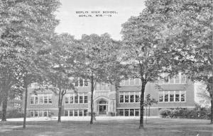 BERLIN WISCONSIN HIGH SCHOOL~KROPP POSTCARD 1945 TO ROSE FROM AGNES