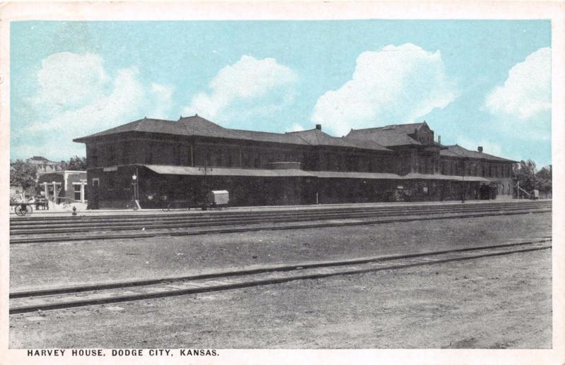 DODGE CITY KS  EL VAQUERO HARVEYHOUSE DEPOT & HOTEL POSTCARD c1926 ATSF RAILWAY  