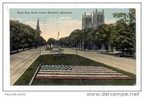 Floral US Flag, Grand Avenue Blvd, Milwaukee, Wisconsin, 1918 PU