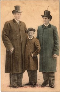 PC LE PERE HUGO ET DES FILS GEANTS FAMOUS PEOPLE (a34075)