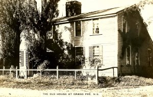 Canada - Nova Scotia, Grand Pre. Old House      *RPPC