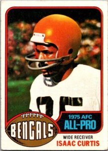 1976 Topps Football Card Isaac Curtis Cincinnati Bengals sk4276