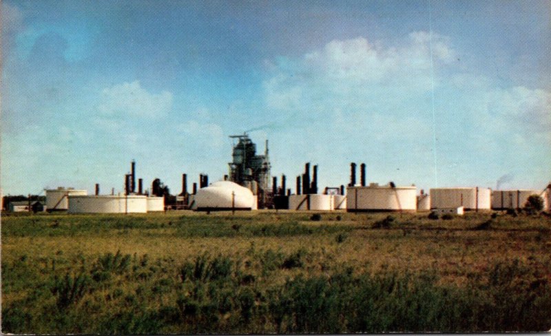 Nebraska Typical Oil Refinery