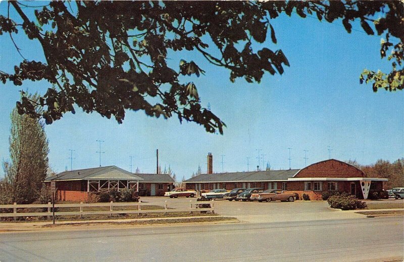 Wickliffe Ohio 1950-60s Postcard Cleveland Gateway Motel