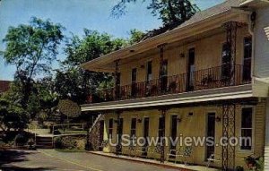 Maple Crest Motel - Thousand Islands, New York NY Postcard