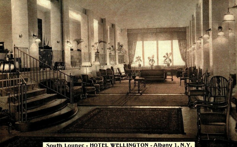 1930-40's South Lounge Hotel Wellington Albany NY Postcard F80 