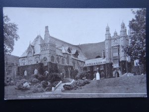 Worcestershire GREAT MALVERN The College - Old Postcard by J. Salmon