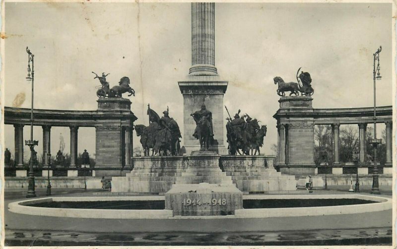 Hungary Budapest Millenium Monument and tomb of unknown soldier early postcard