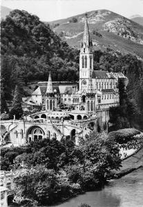 BR20755 La basilique et le gave Lourdes France