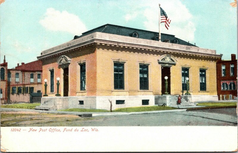 Postcard Post Office in Fond du Lac, Wisconsin~131894