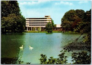 VINTAGE CONTINENTAL SIZED POSTCARD HOTEL RESTAURANT ROMBERGPARK DORTMUND WC '74