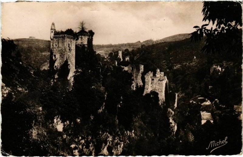 CPA Merle - Ruines de Merle sur la Maronne - Env. D'Argentat (1039464)