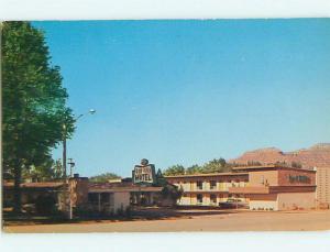 Unused Pre-1980 OLD CARS & RED HILLS MOTEL Kanab Utah UT u3086