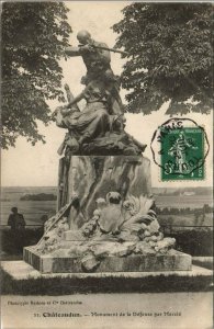 CPA CHATEAUDUN Monument de la Defense par Mercie (1202082)