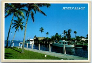 M-45917 Pleasure craft cruise along the scenic waterways of Jensen Beach Florida