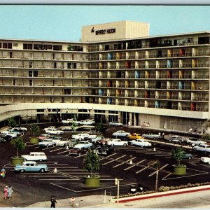 1955 Beverly Hills, CA Hilton Hotel Midcentury Cars Chrome Photo CT PC Cali A197