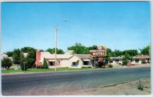 YUMA, Colorado CO   Roadside  BRONZE LANTERN MOTEL  ca 1950s   Postcard