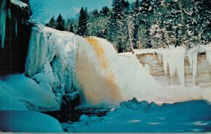 USA The Rushing Tahquamenon Falls Michigan Upper Peninsula Postcard 07.90