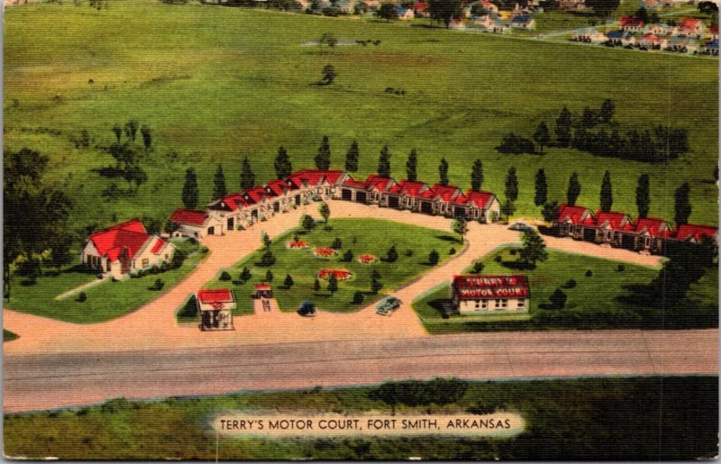 Linen Postcard Terry's Motor Court in Fort Smith, Arkansas