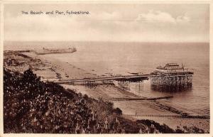 BR6633 The Beach and Pier Folkestone    kent uk