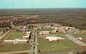 Vintage Postcard 1973 Delaware State College Building Grounds Dover Delaware DE