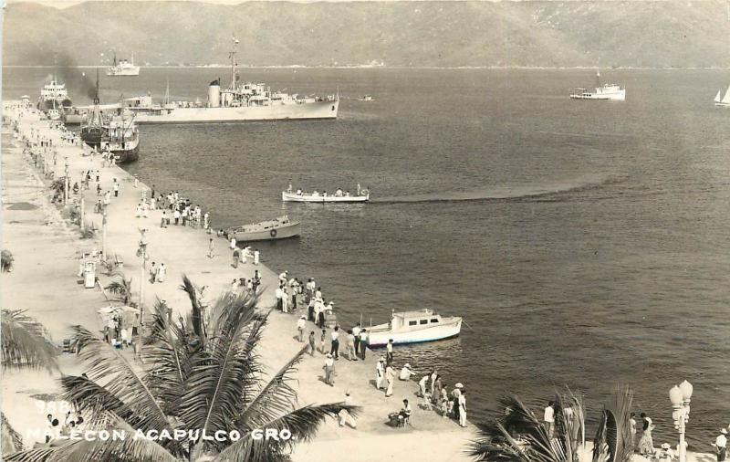 1940s RPPC Postcard 988 Esplanade/ Malecon Acapulco Gro. Mexico US Navy Ship?