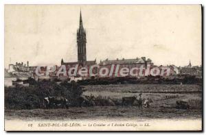 Postcard Old St Pol de Leon and The Creisker the Old College