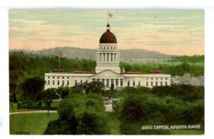ME - Augusta. State Capitol   (crease)