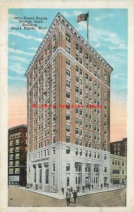 3 Postcards, Grand Rapids, Michigan, Bank Buildings Scenes