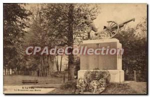 Postcard The Old fere the war memorial