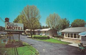 LP22  Surfside Motel, Williamsburg, Michigan, MI, postcard.