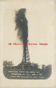 IL, Centralia, Illinois, RPPC, Shooting Oil Well Derrick, Richie Bros Photo