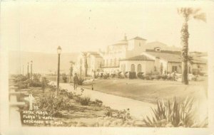 Mexico Ensenada BC Hotel Playa roadside RPPC Photo Postcard 22-1707